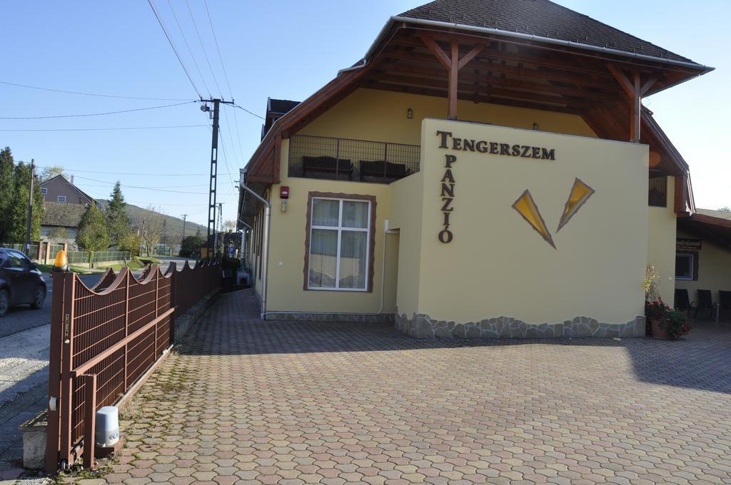 Tengerszem Panzio Bed & Breakfast Bank  Room photo